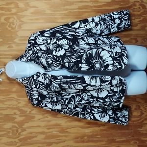 Croft & Barrow Floral button up jacket